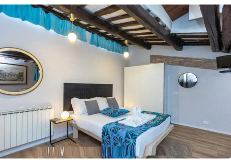 Mieszkanie do wynajęcia - Vicolo della Cancelleria Rome, Włochy, 50 m², 2572 USD (10 364 PLN), NET-90225470