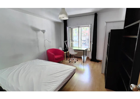 Mieszkanie do wynajęcia - Paseo de San Francisco de Sales Madrid, Hiszpania, 200 m², 665 USD (2554 PLN), NET-90226280