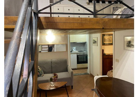 Mieszkanie do wynajęcia - Via dei Gigli d'Oro Rome, Włochy, 40 m², 1294 USD (5370 PLN), NET-90226783