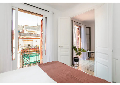 Mieszkanie do wynajęcia - Carrer de l'Olivera Barcelona, Hiszpania, 75 m², 2402 USD (9199 PLN), NET-90227165