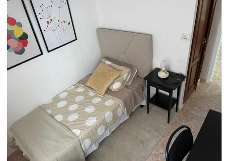 Mieszkanie do wynajęcia - Calle Segismundo Moret Málaga, Hiszpania, 85 m², 544 USD (2226 PLN), NET-90227235