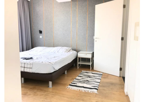 Mieszkanie do wynajęcia - Quai au Foin Brussels, Belgia, 40 m², 877 USD (3429 PLN), NET-90227418