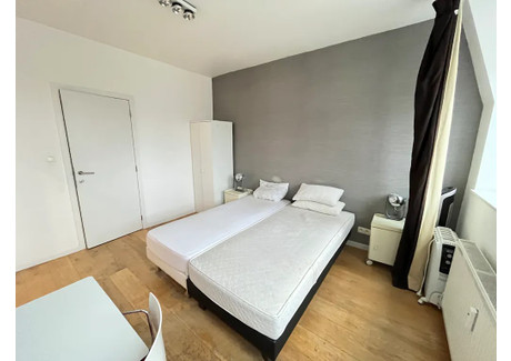 Mieszkanie do wynajęcia - Rue des Commerçants Brussels, Belgia, 30 m², 799 USD (3124 PLN), NET-90228443