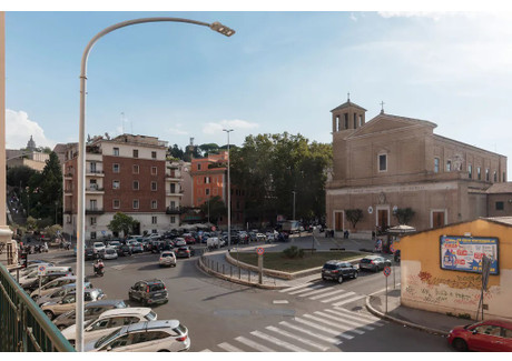 Mieszkanie do wynajęcia - Via Francesco Caracciolo Rome, Włochy, 80 m², 2649 USD (10 783 PLN), NET-90228850