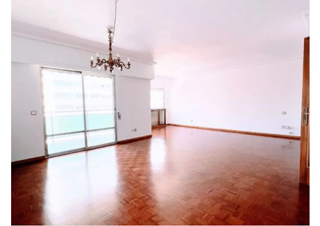 Mieszkanie do wynajęcia - Calle de Beatriz de Bobadilla Madrid, Hiszpania, 166 m², 2085 USD (8547 PLN), NET-90228919