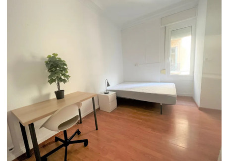 Mieszkanie do wynajęcia - Carrer de Muntaner Barcelona, Hiszpania, 400 m², 769 USD (3006 PLN), NET-90229186