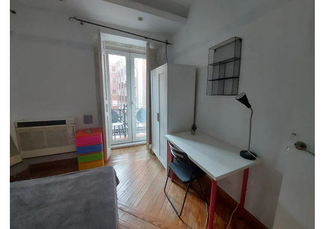 Mieszkanie do wynajęcia - Calle de San Bernardo Madrid, Hiszpania, 180 m², 645 USD (2477 PLN), NET-90220488