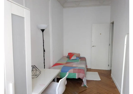 Mieszkanie do wynajęcia - Calle del Arenal Madrid, Hiszpania, 180 m², 623 USD (2392 PLN), NET-90220509