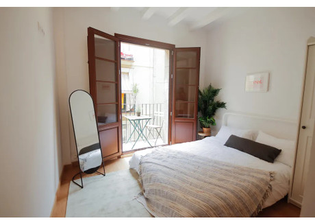 Mieszkanie do wynajęcia - Carrer de Santa Madrona Barcelona, Hiszpania, 90 m², 906 USD (3707 PLN), NET-90220914