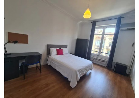 Mieszkanie do wynajęcia - Carrer de Muntaner Barcelona, Hiszpania, 130 m², 945 USD (3619 PLN), NET-90222620