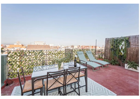 Mieszkanie do wynajęcia - Carrer de Rocafort Barcelona, Hiszpania, 45 m², 6692 USD (25 698 PLN), NET-90222733