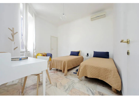 Mieszkanie do wynajęcia - Via degli Ausoni Rome, Włochy, 75 m², 1661 USD (6377 PLN), NET-90223268