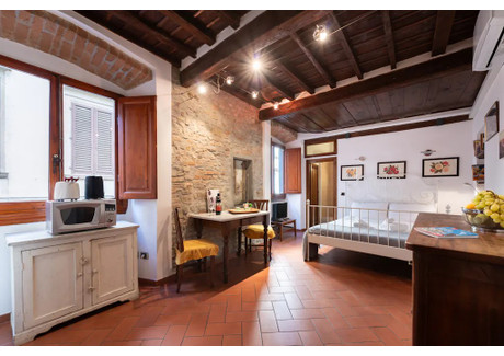 Mieszkanie do wynajęcia - Via del Corso Florence, Włochy, 35 m², 1027 USD (4048 PLN), NET-90223365