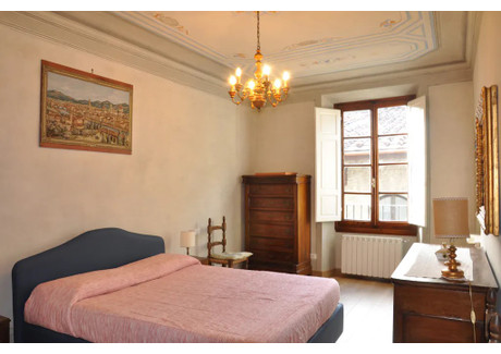 Mieszkanie do wynajęcia - Via dei Bardi Florence, Włochy, 97 m², 2096 USD (8761 PLN), NET-90223686