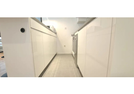 Mieszkanie do wynajęcia - Paseo de la Castellana Madrid, Hiszpania, 120 m², 2982 USD (12 195 PLN), NET-90234605