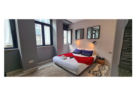 Mieszkanie do wynajęcia - Rua de Santa Catarina Porto, Portugalia, 35 m², 1250 USD (5113 PLN), NET-90234669