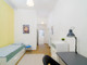 Mieszkanie do wynajęcia - Sokolská Prague, Czechy, 60 m², 845 USD (3330 PLN), NET-90234866