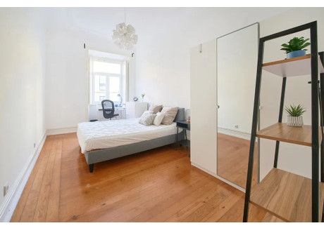 Mieszkanie do wynajęcia - Calçada da Tapada Lisbon, Portugalia, 180 m², 699 USD (2900 PLN), NET-90235857