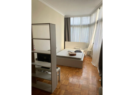 Mieszkanie do wynajęcia - Avenida Dom Rodrigo da Cunha Lisbon, Portugalia, 160 m², 677 USD (2831 PLN), NET-90235851