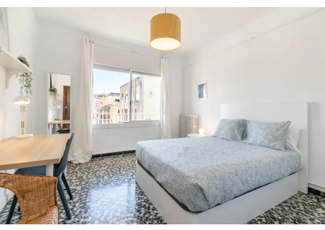 Mieszkanie do wynajęcia - Carrer del Rosselló Barcelona, Hiszpania, 175 m², 931 USD (3744 PLN), NET-90237118