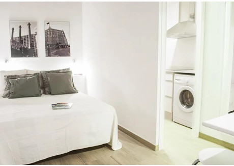 Mieszkanie do wynajęcia - Carrer del Portal Nou Barcelona, Hiszpania, 18 m², 1066 USD (4297 PLN), NET-90237132