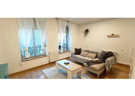 Mieszkanie do wynajęcia - Calle José Antonio de Armona Madrid, Hiszpania, 110 m², 2663 USD (10 680 PLN), NET-90238072