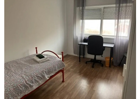 Mieszkanie do wynajęcia - Travessa das Antas Porto, Portugalia, 100 m², 406 USD (1662 PLN), NET-90238480