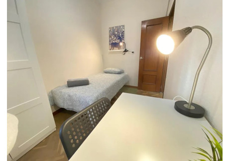 Dom do wynajęcia - Calle del Doctor Bellido Madrid, Hiszpania, 85 m², 348 USD (1370 PLN), NET-90239983