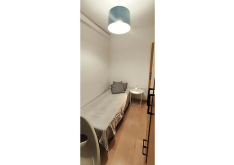 Mieszkanie do wynajęcia - Carrer d'Amílcar Barcelona, Hiszpania, 80 m², 506 USD (2070 PLN), NET-90230163