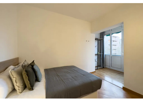 Mieszkanie do wynajęcia - Carrer de Benet Mateu Barcelona, Hiszpania, 100 m², 749 USD (3107 PLN), NET-90231250