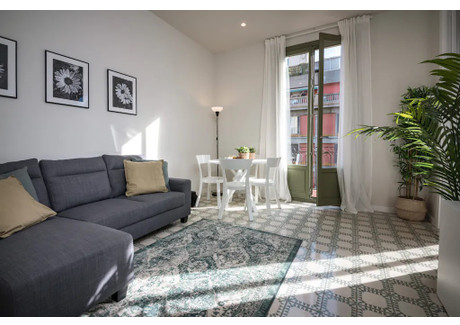 Mieszkanie do wynajęcia - Carrer del Comte Borrell Barcelona, Hiszpania, 70 m², 2688 USD (10 994 PLN), NET-90231912