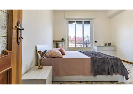 Mieszkanie do wynajęcia - Largo Vulci Milan, Włochy, 120 m², 932 USD (3671 PLN), NET-90232804
