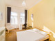 Mieszkanie do wynajęcia - Sokolská Prague, Czechy, 90 m², 871 USD (3433 PLN), NET-90232991
