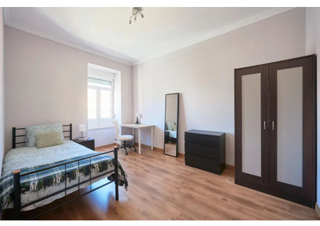 Mieszkanie do wynajęcia - Rua Filipe da Mata Lisbon, Portugalia, 150 m², 618 USD (2583 PLN), NET-90233978