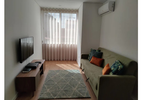 Mieszkanie do wynajęcia - Largo da Lapa Porto, Portugalia, 50 m², 1952 USD (7982 PLN), NET-90233997