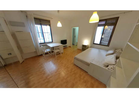 Mieszkanie do wynajęcia - Calle de Fernando el Católico Madrid, Hiszpania, 32 m², 1329 USD (5102 PLN), NET-90246142