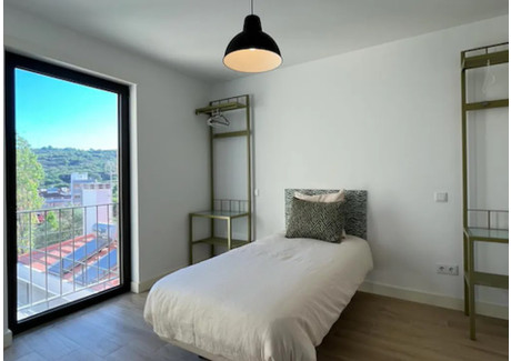 Mieszkanie do wynajęcia - Rua Abel Botelho Lisbon, Portugalia, 140 m², 734 USD (3066 PLN), NET-90247785