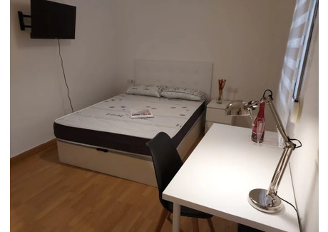 Mieszkanie do wynajęcia - Travessera de Gràcia Barcelona, Hiszpania, 123 m², 781 USD (3266 PLN), NET-90248516