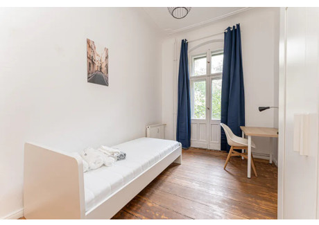 Mieszkanie do wynajęcia - Gabriel-Max-Straße Berlin, Niemcy, 59 m², 732 USD (2810 PLN), NET-90249280