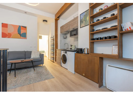 Mieszkanie do wynajęcia - Rue Juliette Lamber Paris, Francja, 45 m², 3126 USD (12 535 PLN), NET-90240786