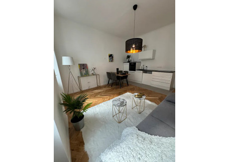 Mieszkanie do wynajęcia - Rosasgasse Vienna, Austria, 37 m², 1537 USD (6165 PLN), NET-90243088