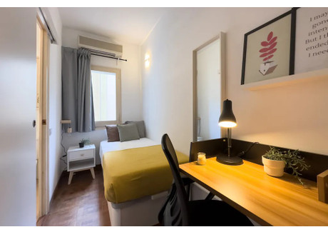 Mieszkanie do wynajęcia - Carrer de Roger de Llúria Barcelona, Hiszpania, 102 m², 910 USD (3493 PLN), NET-90243639