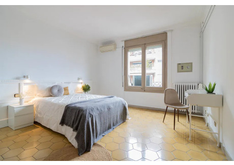 Mieszkanie do wynajęcia - Carrer de Balmes Barcelona, Hiszpania, 188 m², 865 USD (3380 PLN), NET-90243662