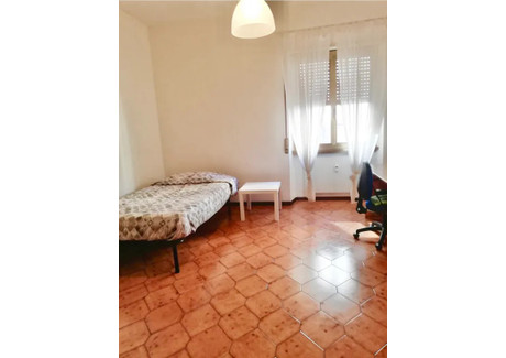 Mieszkanie do wynajęcia - Via Numitore Rome, Włochy, 94 m², 658 USD (2574 PLN), NET-90250145