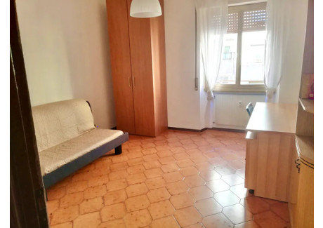 Mieszkanie do wynajęcia - Via Numitore Rome, Włochy, 94 m², 665 USD (2554 PLN), NET-90250147