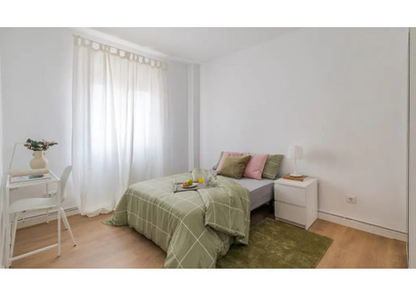 Mieszkanie do wynajęcia - Calle de Magdalena Díez Madrid, Hiszpania, 65 m², 563 USD (2301 PLN), NET-90252391