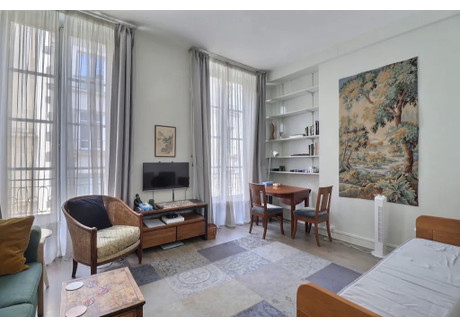 Mieszkanie do wynajęcia - Rue Sainte-Croix-de-la-Bretonnerie Paris, Francja, 29 m², 1602 USD (6554 PLN), NET-90652349