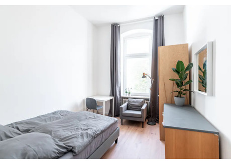 Mieszkanie do wynajęcia - Reinickendorfer Straße Berlin, Niemcy, 85 m², 670 USD (2782 PLN), NET-90782539