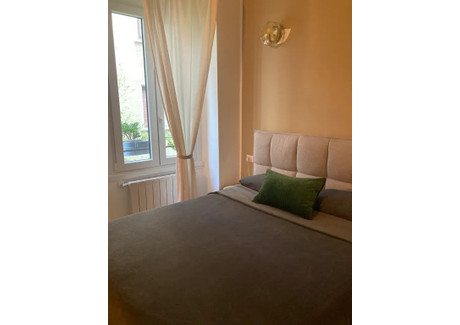 Mieszkanie do wynajęcia - Piazzale Susa Milan, Włochy, 40 m², 2743 USD (10 725 PLN), NET-90880005