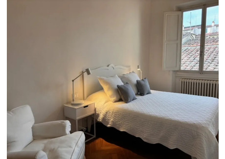 Mieszkanie do wynajęcia - Via dei Cerchi Florence, Włochy, 75 m², 2087 USD (8012 PLN), NET-90905526